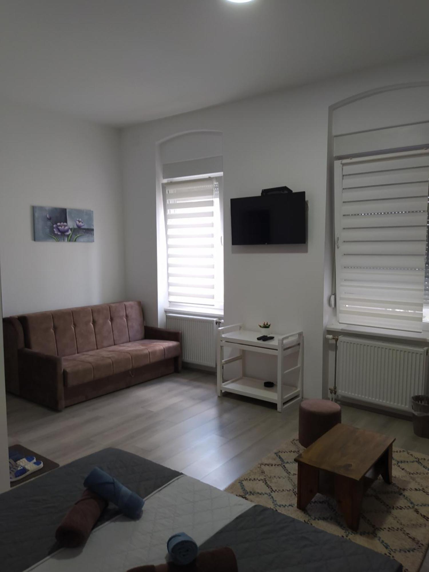 Apartament Lotus House Zrenjanin Zewnętrze zdjęcie